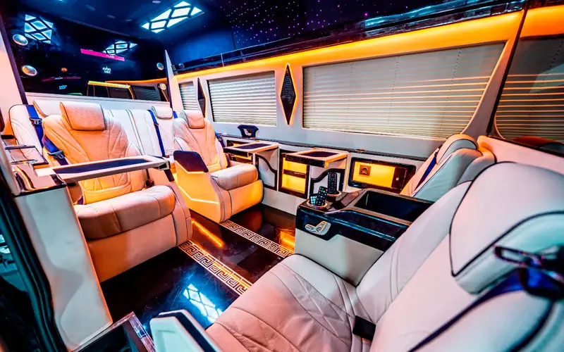 royal airport transfer about us sprinter